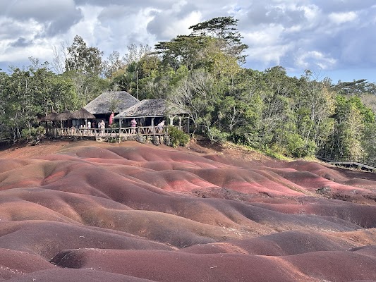 Seven Colored Earths