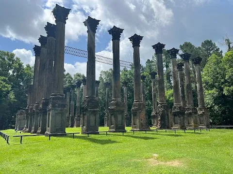 Windsor Ruins — Historic Site — Natchez Trace Parkway — United States