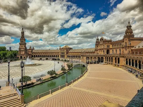 Plaza de España — Landmark — The Great Outdoors, Spain — Spain