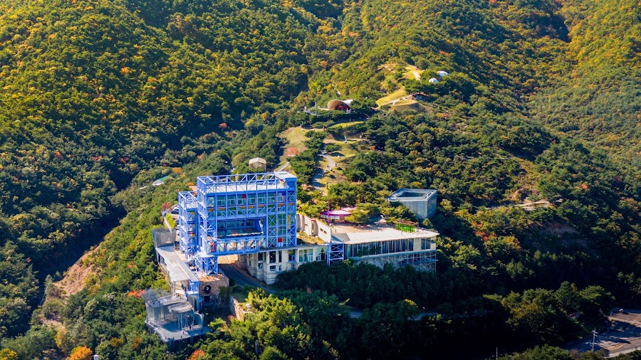 Hasllacafe — Coffee and Desserts — DMZ and Gangwon Mountain Route — South Korea