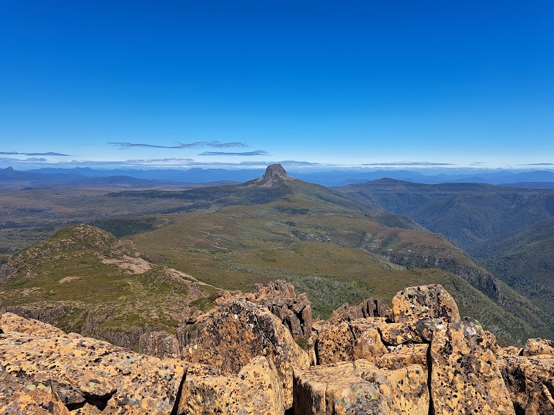 Cradle Mountain Summit alternative — Advanced Grade 5 full-day hike — Hobart to Cradle Mountain — Australia