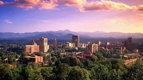 Asheville — City — Blue Ridge Parkway — United States