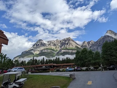 Saskatchewan River Crossing — Landmark — Icefields Parkway — Canada