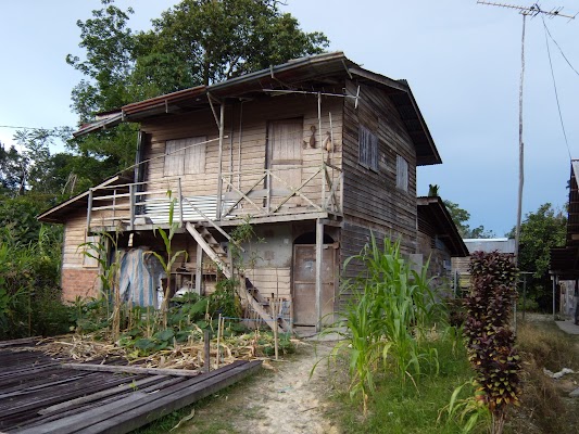 Lemanak River Longhouse Visit