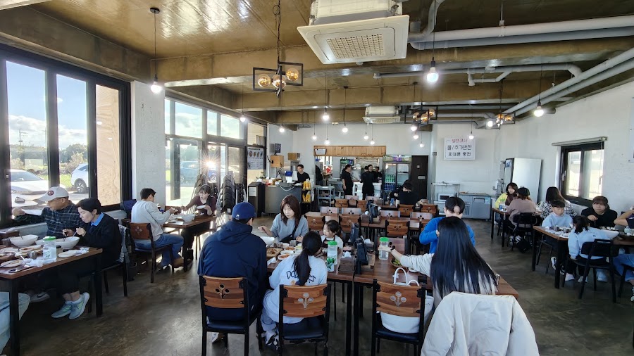 Gasiabang — Jeju Pork Noodles — Jeju Island Circuit — South Korea
