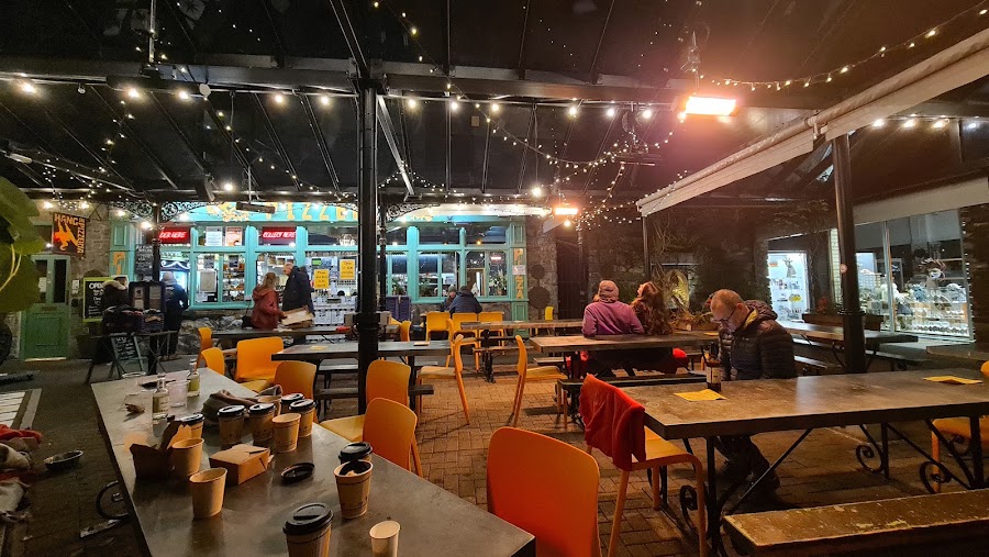 Hangin’ Pizzeria — Pizza — Eryri Scenic Traverse — Wales