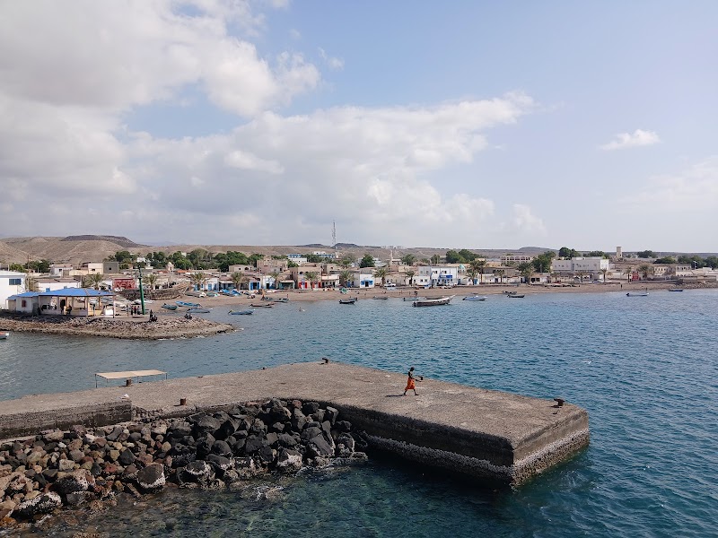 Tadjoura Market — Local market, street food — Lake Assal and Goda Mountains — Djibouti