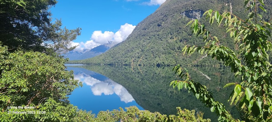 Eglinton Valley and Mirror Lakes — Conditional road stops — Milford Sound Drive — New Zealand