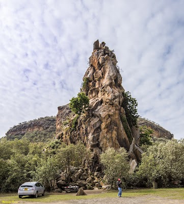 Cycling or hiking in Hell's Gate