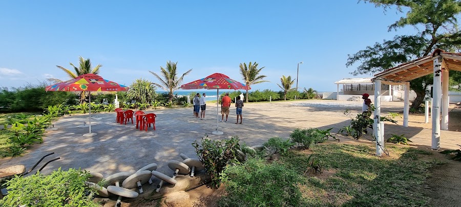 Motel Halley restaurant — Hotel dining — Mozambique EN1 Coastal Route — Mozambique