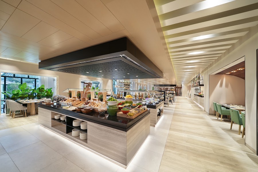 Zest at Al Ain Rotana — International — Dubai–Al Ain–Jebel Hafeet — United Arab Emirates