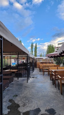 Chopsticks Noodle Bar