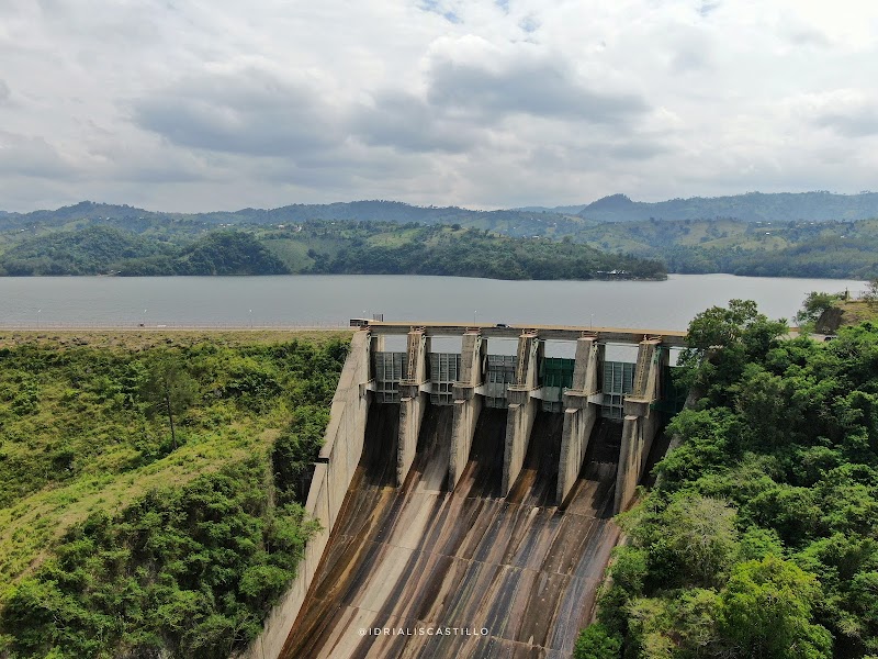 Presa de Tavera