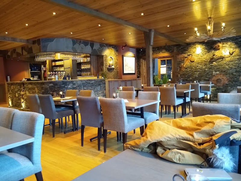 Flåmstova Restaurant — Norwegian — Norwegian West Coast — Norway