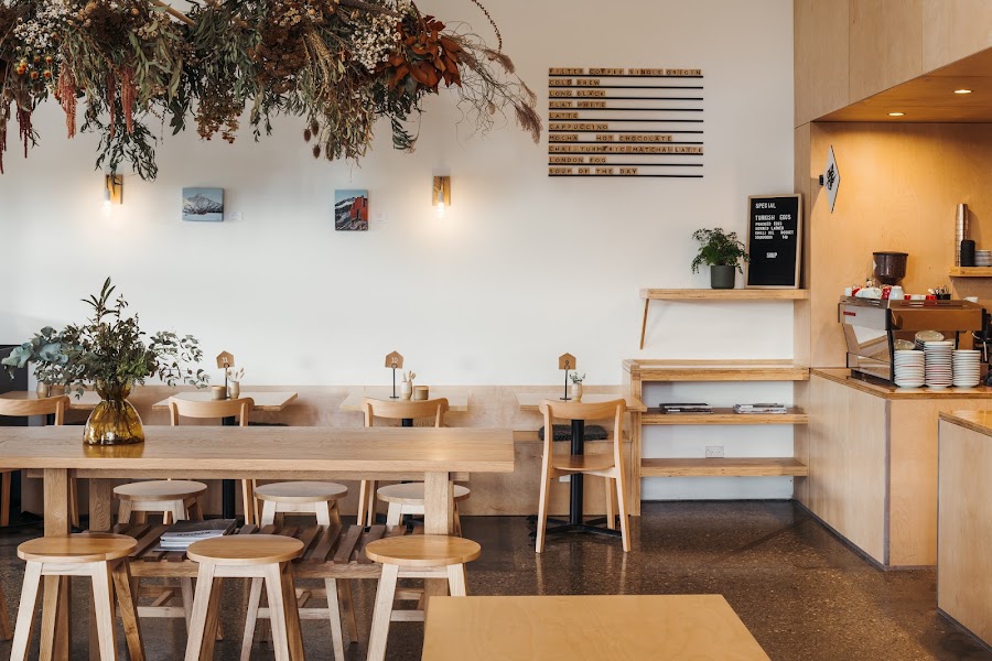 Scroggin Cafe — Cafe — Central Otago Wine Trail — New Zealand