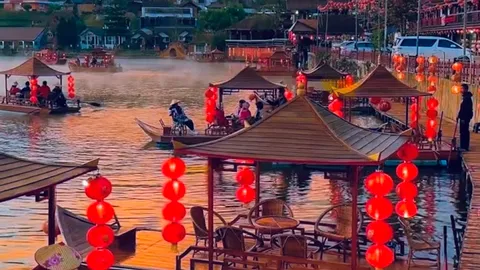 Ban Rak Thai — Cultural village — Mae Hong Son Loop — Thailand