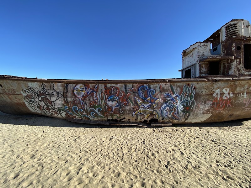 Muynak Ship Cemetery — Historic landscape — Aral Sea Route: South to North — Uzbekistan / Kazakhstan