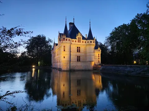Château d'Azay-le-Rideau — Landmark — Châteaux of the Loire — France
