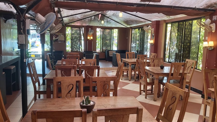 Fifi's Restaurant and Cafe — Cafe and Swahili — Tanzania Southern Circuit Ruaha and Selous — Tanzania
