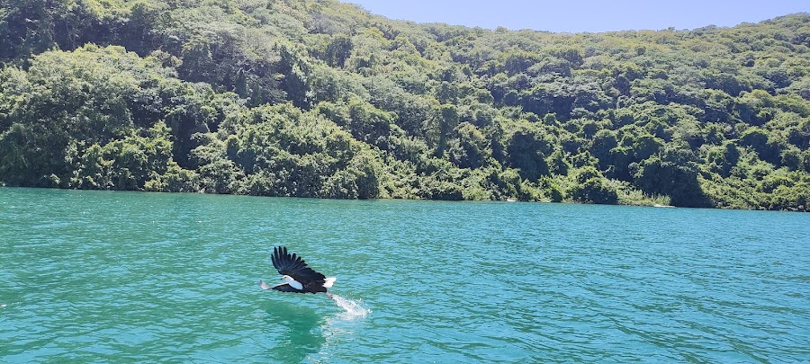 Lake Malawi National Park — national park — Lake Malawi Lakeshore Drive — Malawi