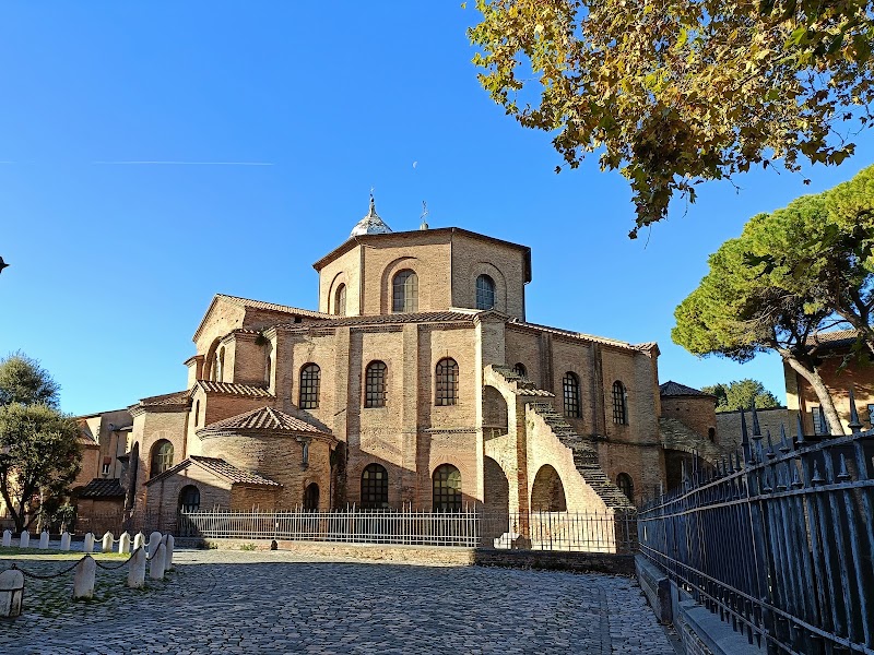 Ravenna San Vitale — Mosaics — Emilia-Romagna Food and Art Circuit — Italy