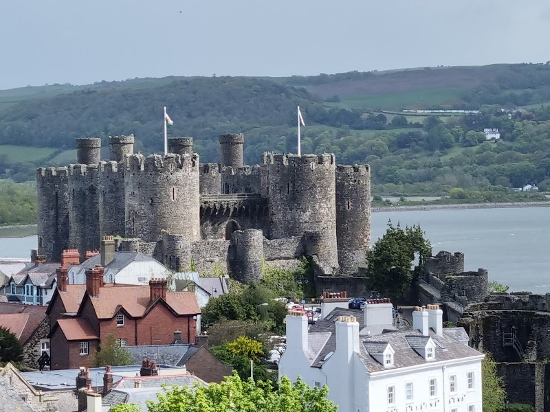 Castell Conwy — Castle — Wales Mountain Crossing — Wales