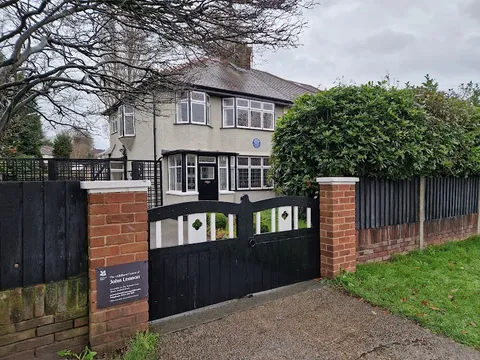 Mendips — Arrival — Beatles Tour — England
