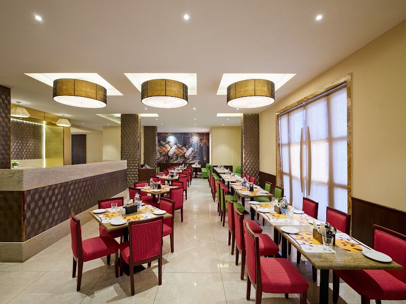 Ahaan at Daiwik Hotels — South Indian vegetarian — Tamil Nadu Temple Route: Chennai to Madurai — India