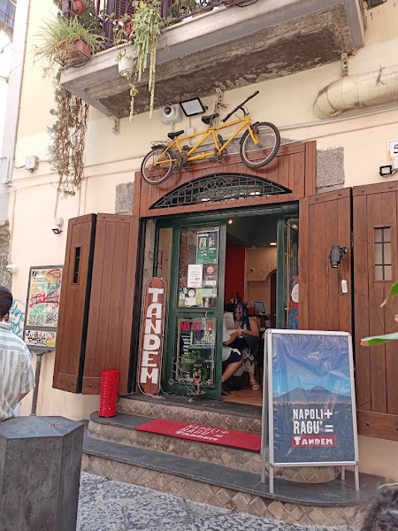Tandem Ragù — Neapolitan — Shadow of Vesuvius — Italy