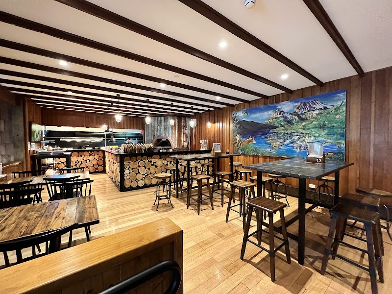 Cradle Mountain Lodge Tavern Bar and Bistro — Lodge dining — Great Western Tiers — Australia