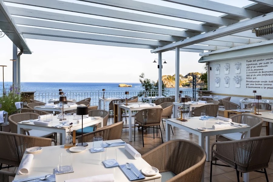 La Capinera — Sicilian seafood — Palermo-to-Taormina Archaeology and Baroque Crossing — Italy