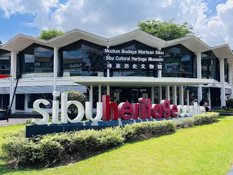 Sibu heritage walk — City walk — Sarawak Pan-Borneo Highway — Malaysia