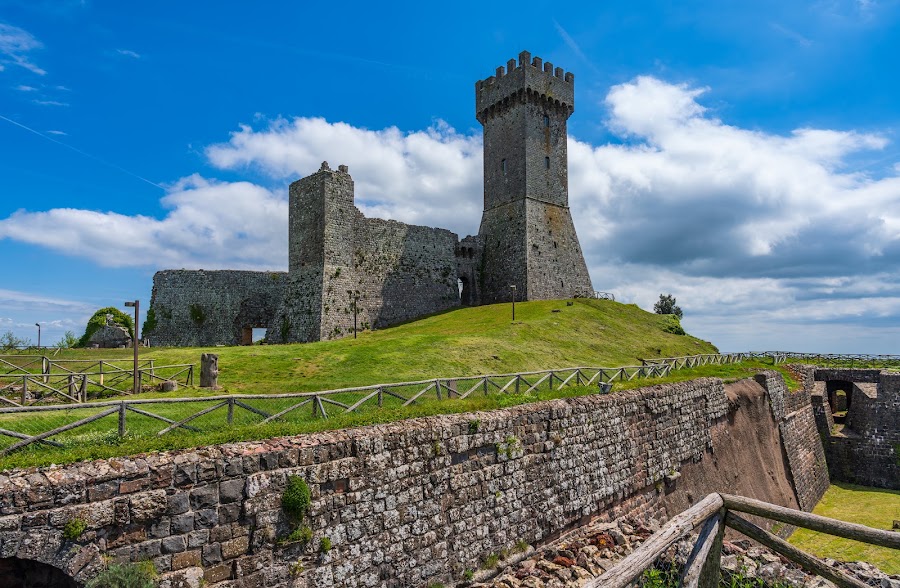 Radicofani fortress — Hill fortress — Val d'Orcia — Italy