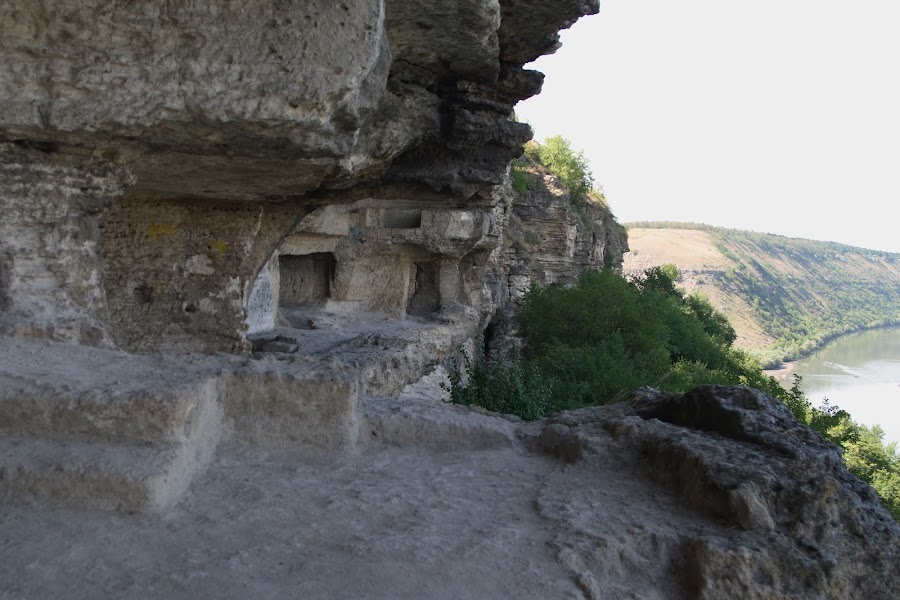 Tipova Monastery
