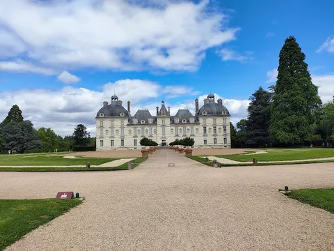Château de Cheverny — Landmark — Châteaux of the Loire — France