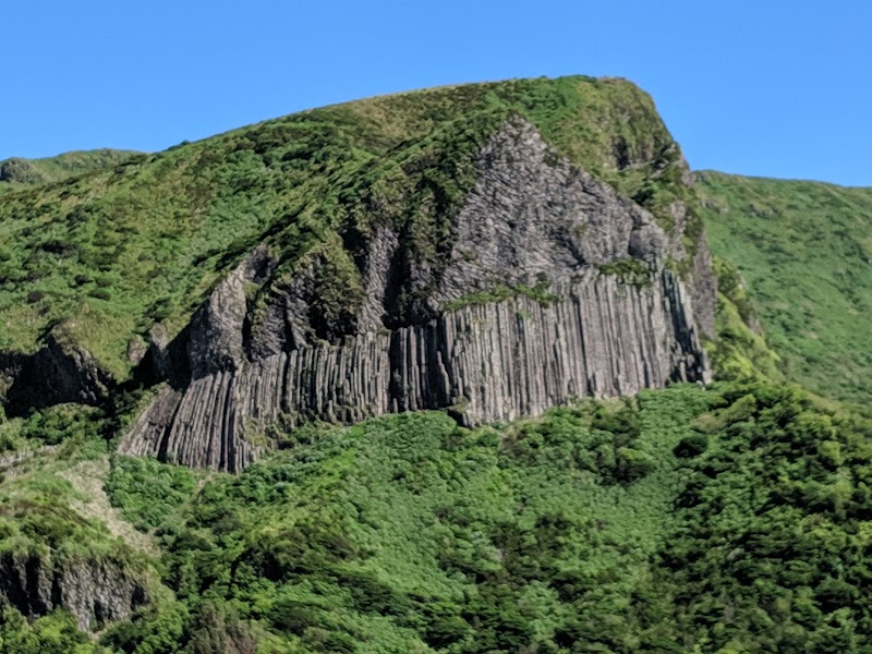 Rocha dos Bordões viewpoint — Geology — Castaway on Flores, Azores — Portugal
