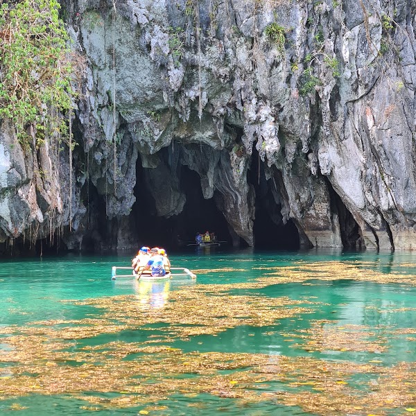 Puerto Princesa Subterranean River tour — Cave tour — Puerto Princesa to El Nido via the Underground River — Philippines