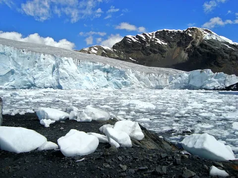 Pastoruri Glacier — glacier — Cordillera Blanca Loop — Peru