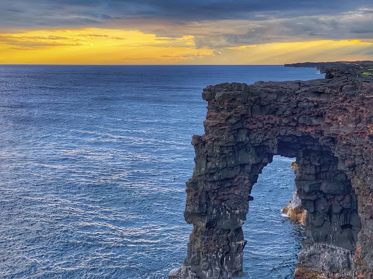Holei Sea Arch