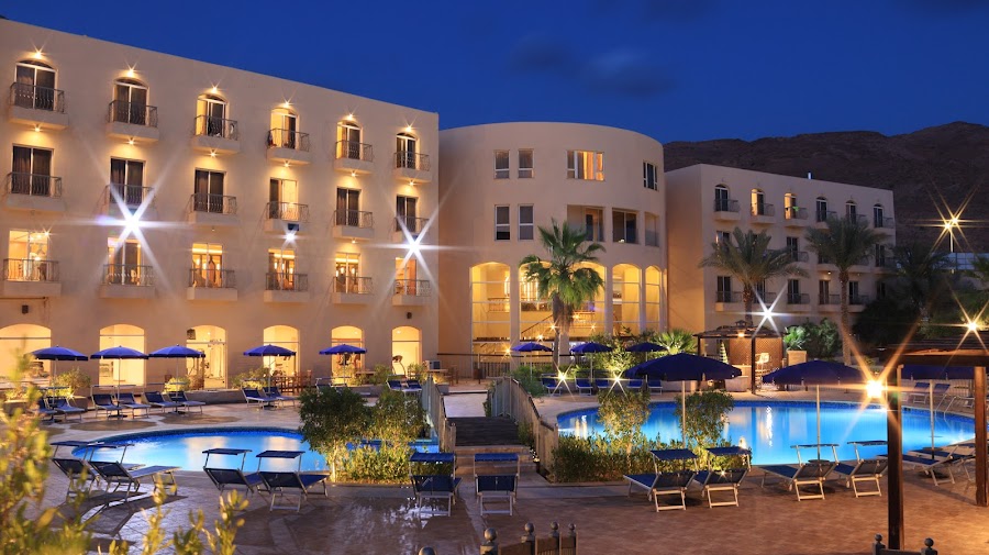 Dead Sea Spa Hotel Restaurant — International — البحر الميت ووادي الأردن — الأردن