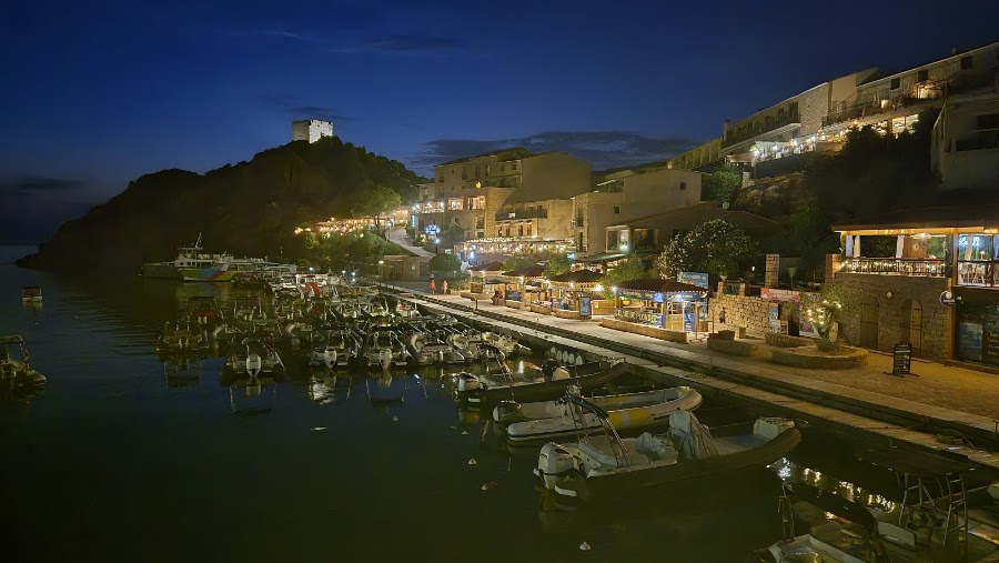 Le Belvédère — Corsican seafood — Corsica Island Drive — France