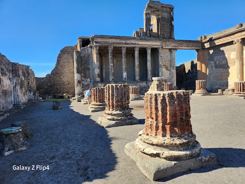 Pompeii Archaeological Park — Full-day archaeological site — Shadow of Vesuvius — Italy