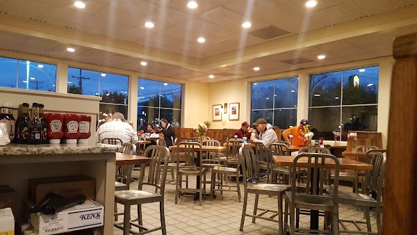 Spelunker's Frozen Custard and Caverns