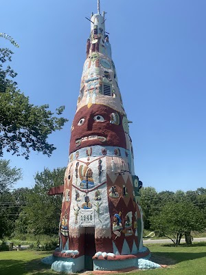 Totem Pole Park