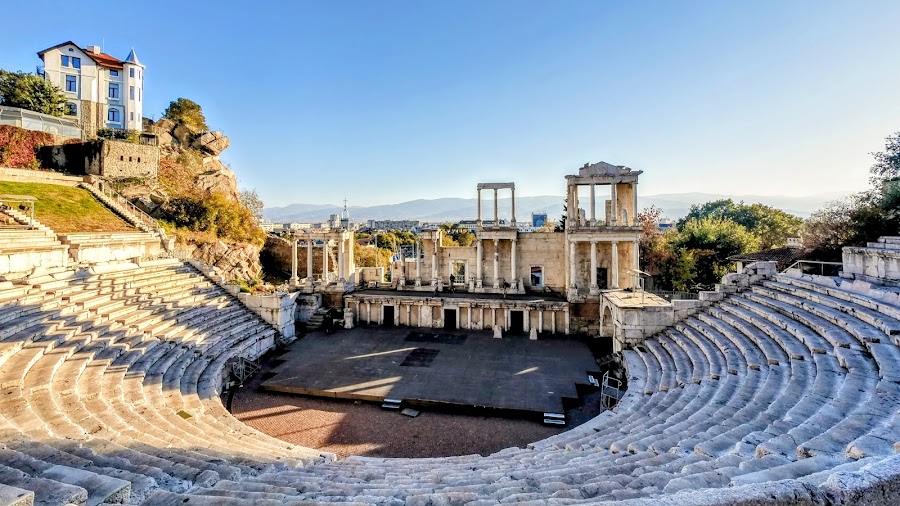 Plovdiv old town and Roman theatre — Historic city — Rila and Rhodope Mountains — Bulgaria