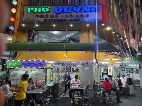 Phở Quỳnh — Vietnamese — Ho Chi Minh Road — Vietnam