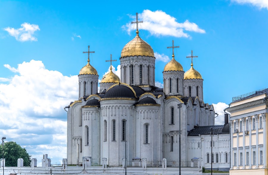 Vladimir Assumption Cathedral — Historic landmark — The Golden Ring — Russia