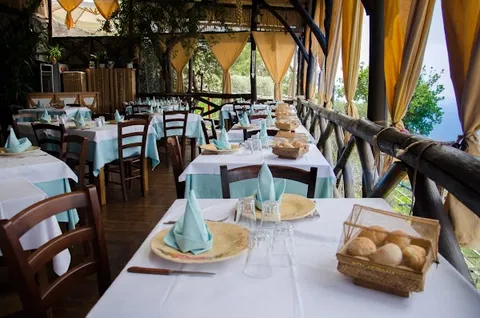 La Tagliata — Traditional Campanian — Amalfi Coast — Italy