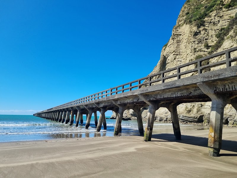 Tolaga Bay Wharf Walk