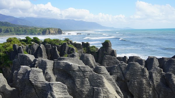 Pancake Rocks and Blowholes
